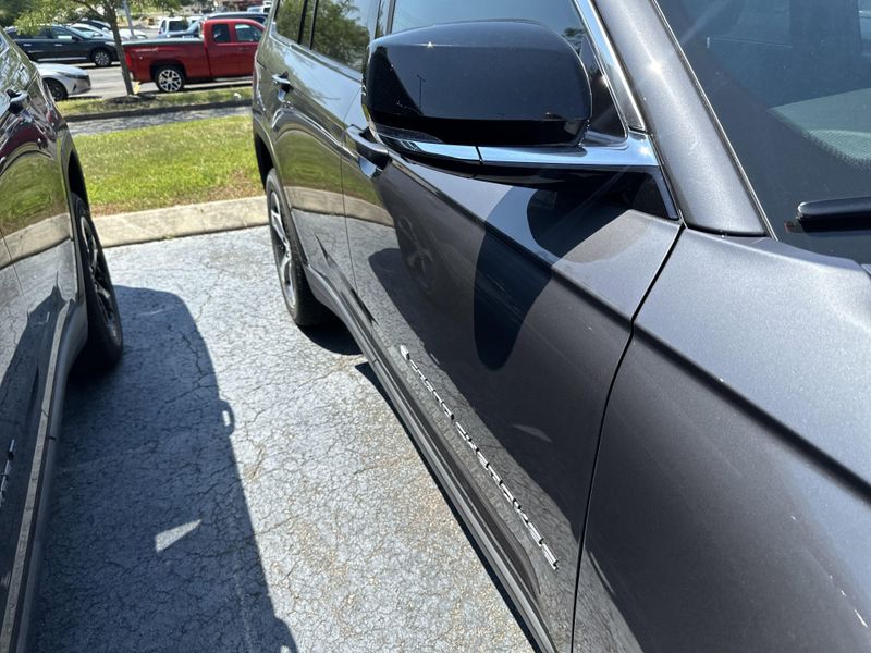 2025 Jeep Grand Cherokee Limited photo 4