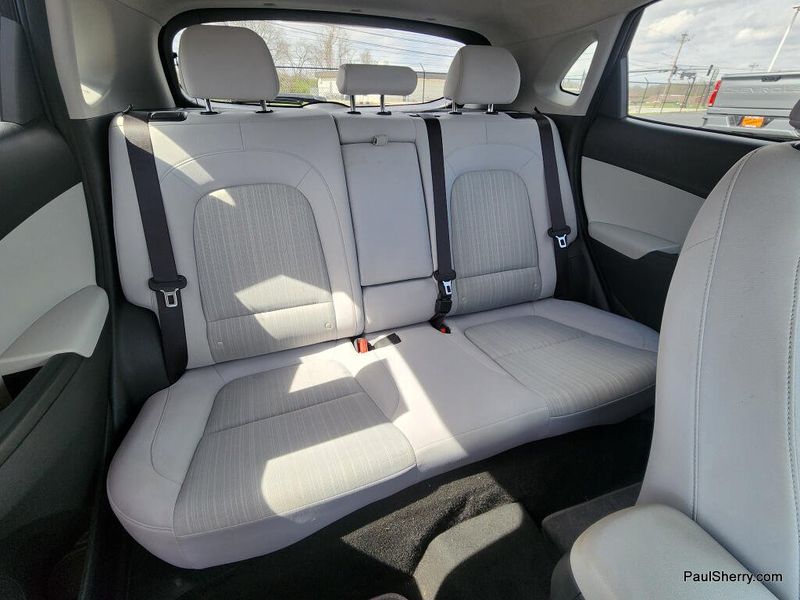 Used 2023 Hyundai Kona SEL