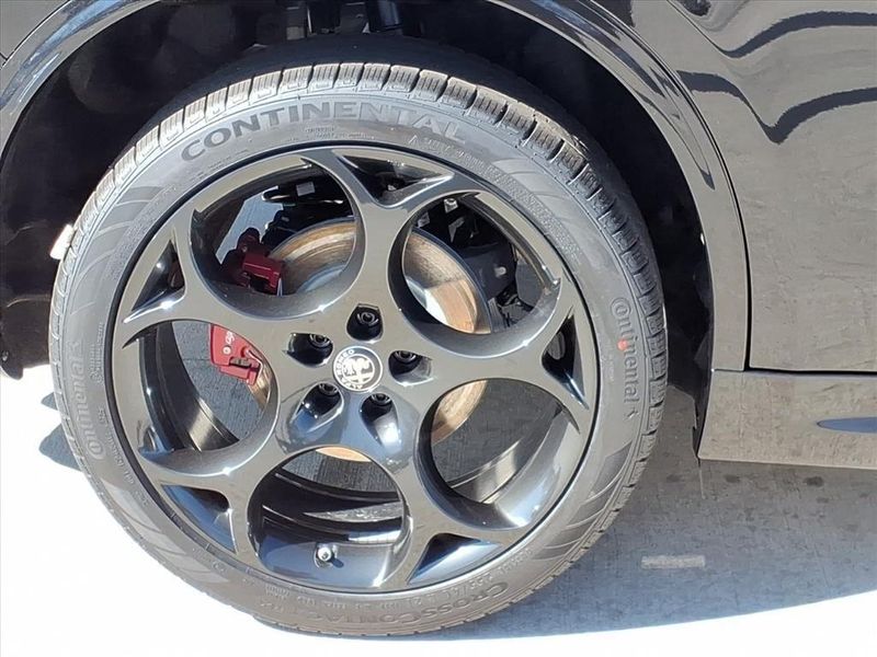 New 2026 Alfa Romeo Stelvio Image 6