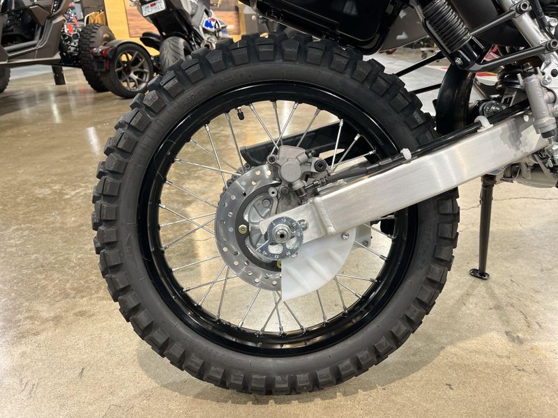 New 2025 Honda XR650L Image 16