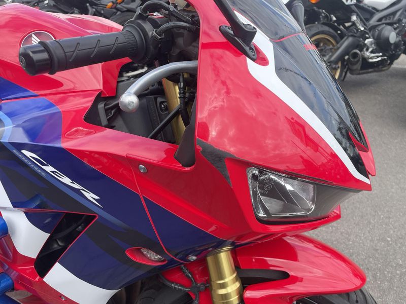 Used 2021 Honda CBR600RR Image 16