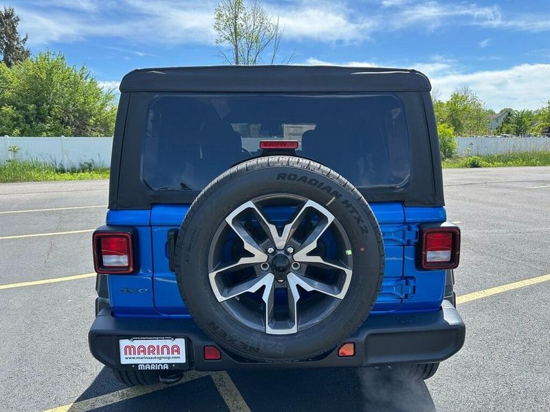 2025 Jeep Wrangler 4-door Sport S 4xeImage 9