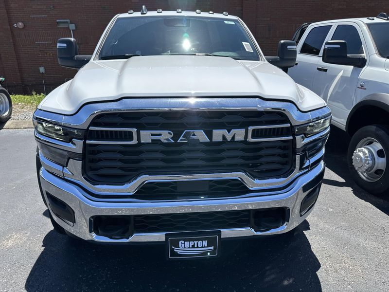 2025 RAM 4500 Tradesman Chassis Crew Cab 4x4 60