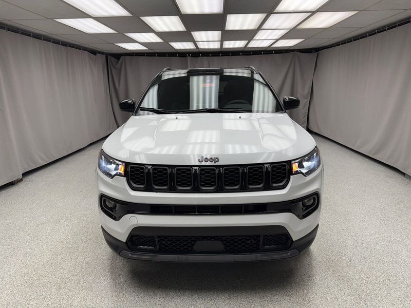 New 2025 Jeep Compass Limited 4x4Image 5