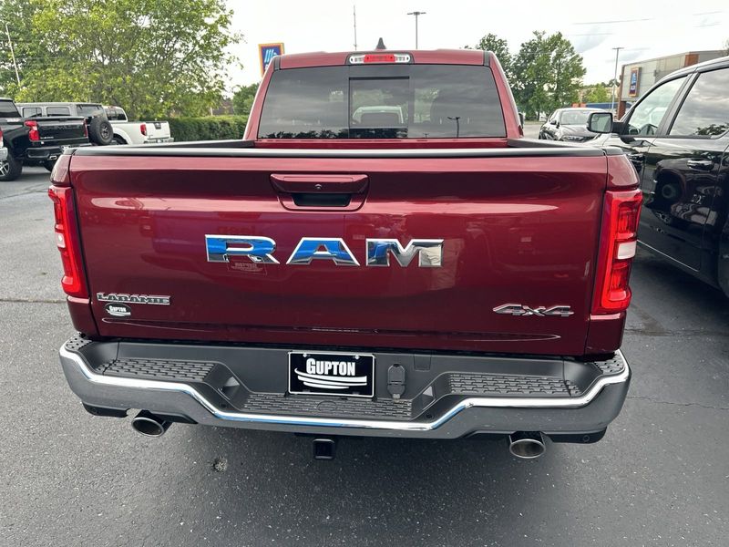 2025 RAM 1500 Laramie Crew Cab 4x4 5