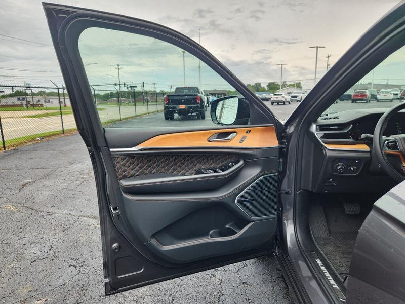 Used 2022 Jeep Grand Cherokee 4xe Summit Reserve 4xe