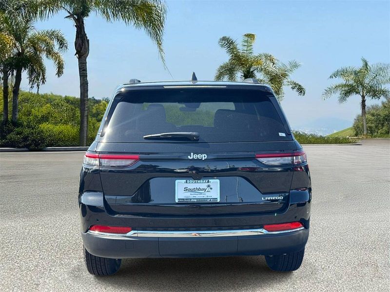New 2026 Jeep Grand Cherokee Laredo X 4x2