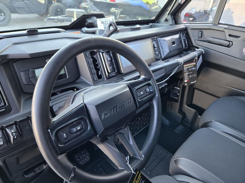 NEW 2026 CAN-AM DEFENDER MAX LIMITED CAB HD11 Image 28