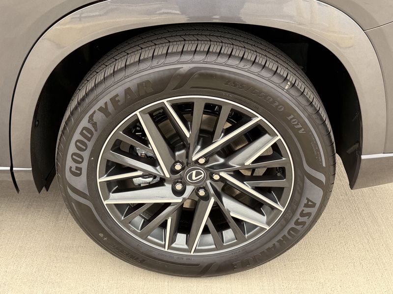 2025 LEXUS TX 350 PremiumImage 16