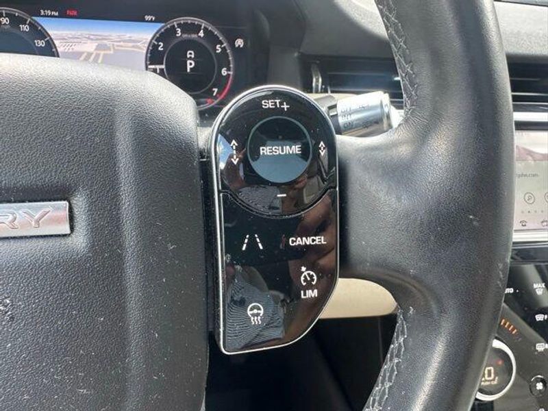 2020 Land Rover Discovery Sport SE