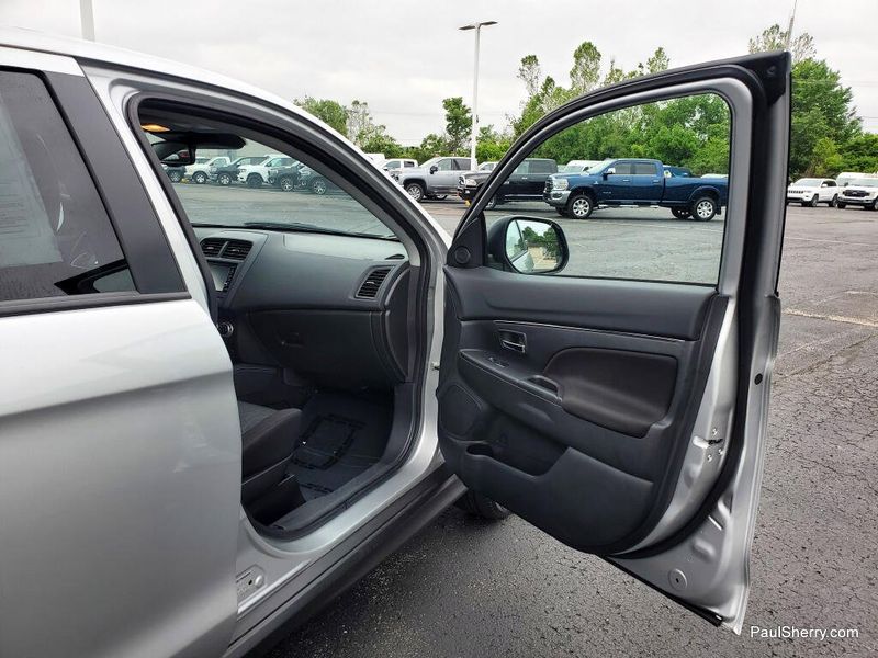 Used 2025 Mitsubishi Outlander Sport SE