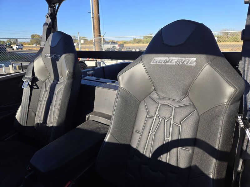 New 2027 Polaris GENERAL 1000 SPORT Image 12