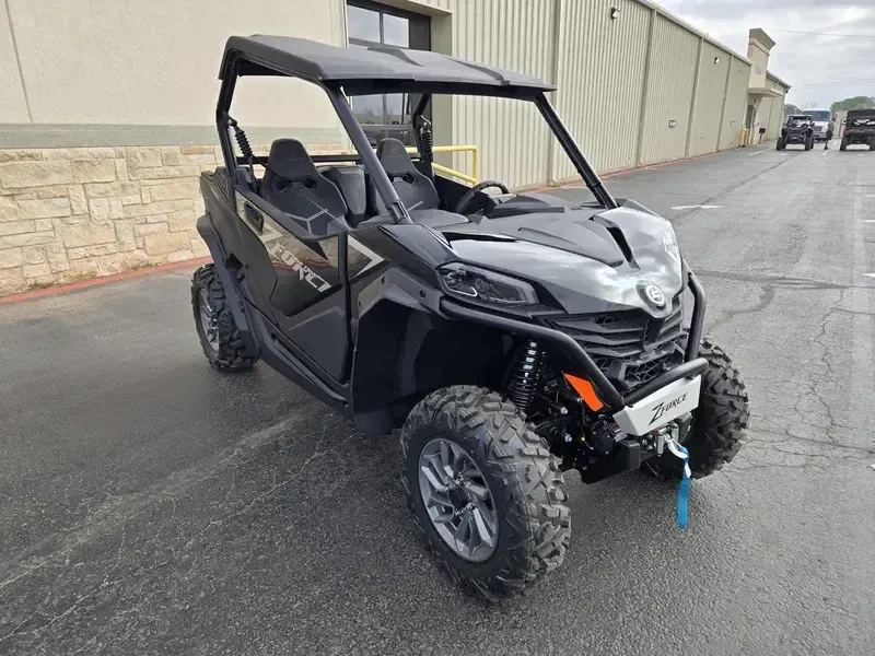 2025 CFMOTO ZFORCE 950 TRAIL NEBULA BLACK Image 1