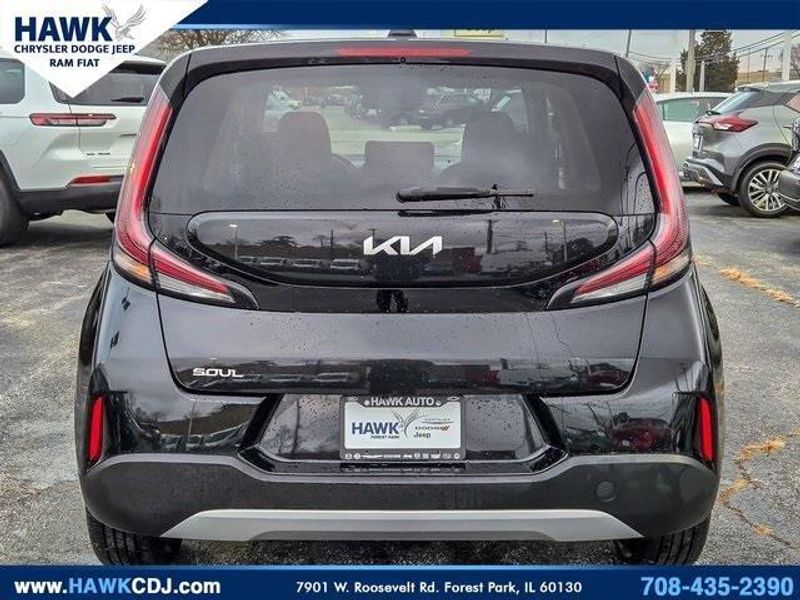 2023 Kia Soul LX photo 4