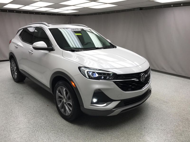 Used 2023 Buick Encore GX EssenceImage 5