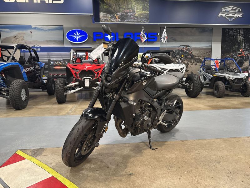 Used 2022 Yamaha MT-09 CA Image 12