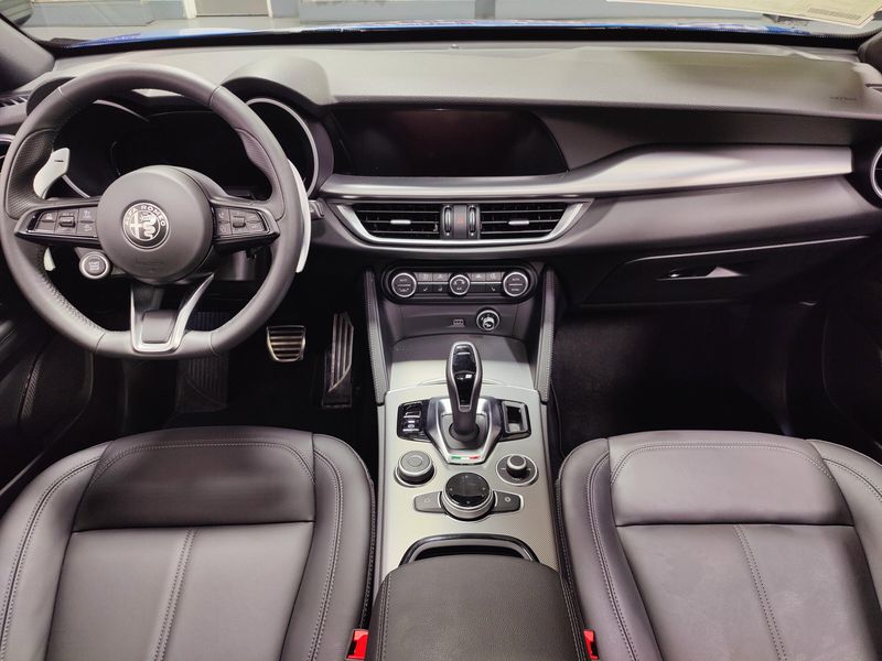 New 2025 Alfa Romeo Stelvio AwdImage 21