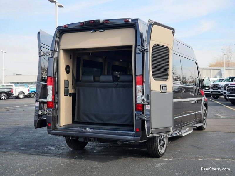 New 2024 RAM Promaster 2500 Slt+ Window Van High Roof 159' Wb