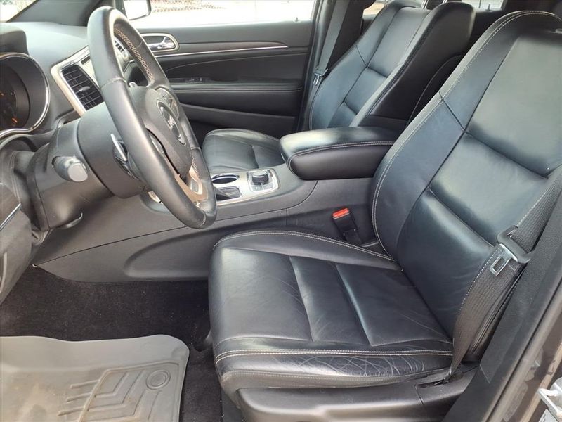 Used 2017 Jeep Grand Cherokee LimitedImage 15