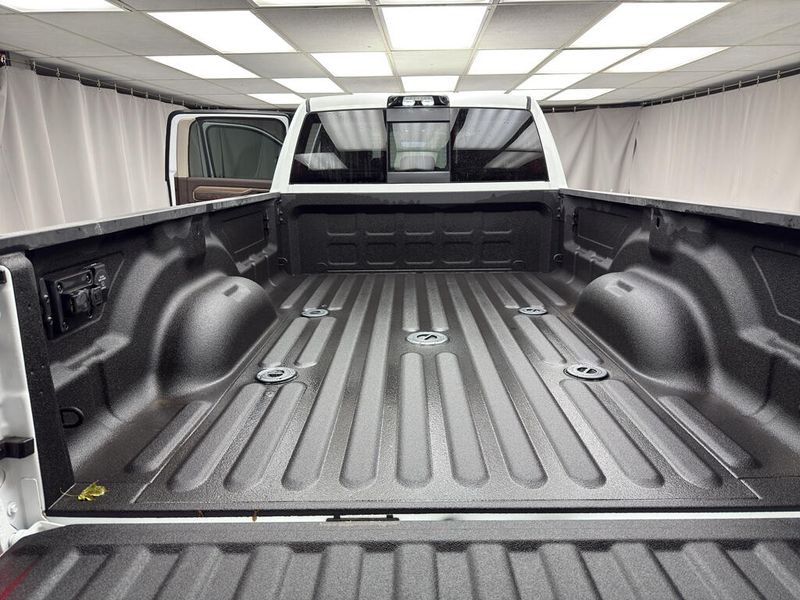 New 2025 RAM 3500 Limited Longhorn Crew Cab 4x4 8
