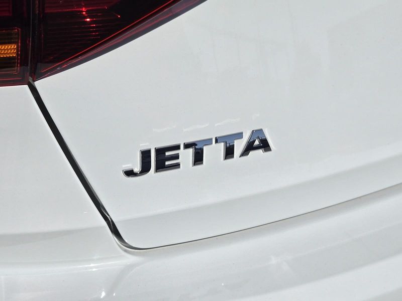 Used 2019 Volkswagen Jetta S Auto w/SULEV
