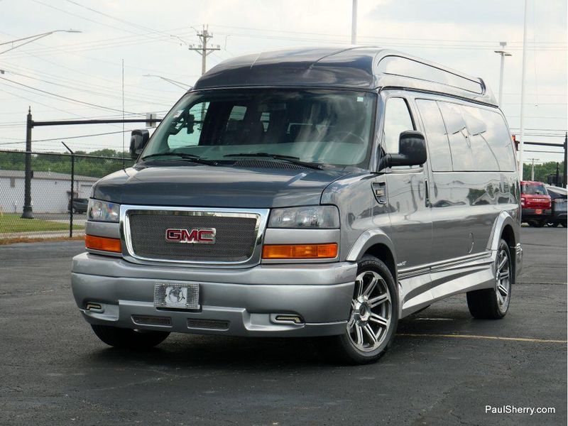 2017 GMC Savana 2500 Image 9