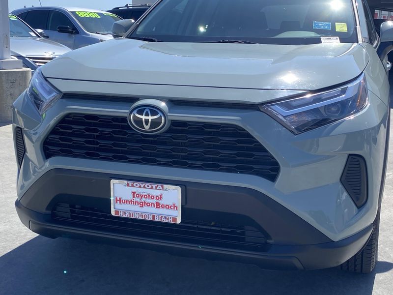 2023 Toyota RAV4 XLEImage 9