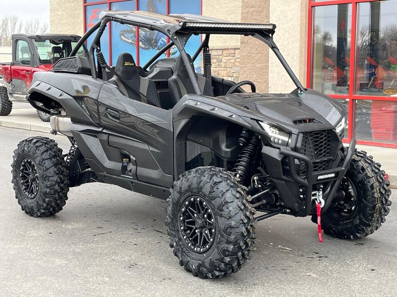 2025 Kawasaki TERYX KRX 