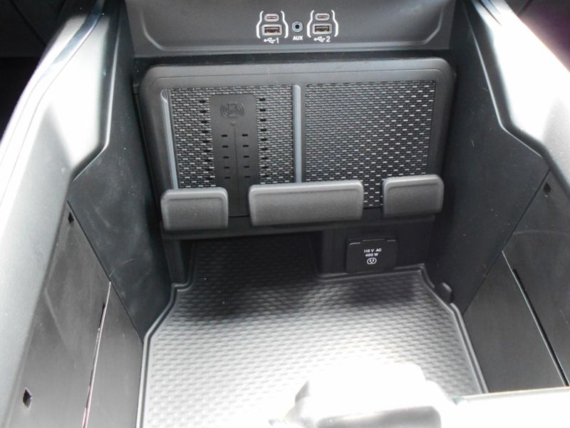 2025 RAM 1500 Big Horn Crew Cab 4x4 5