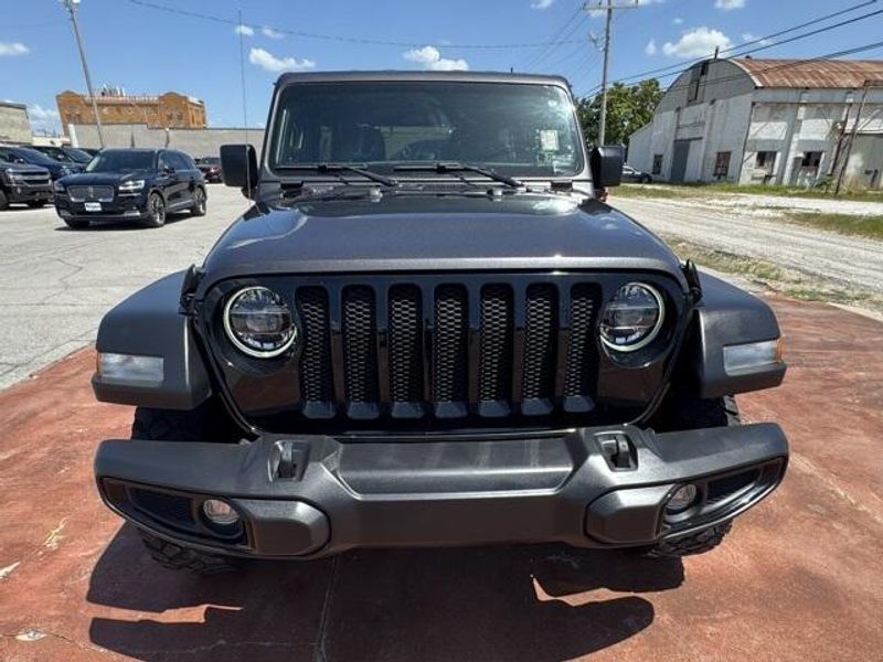Used 2021 Jeep Wrangler Unlimited WillysImage 2