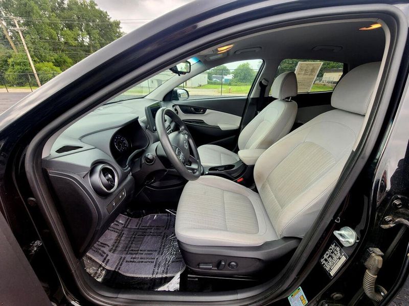 Used 2023 Hyundai Kona SEL