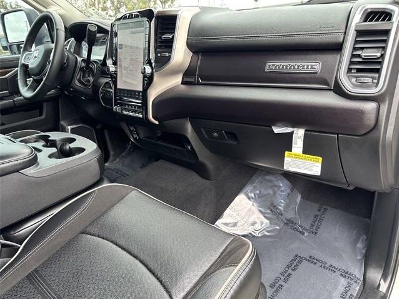 2024 Ram 2500 Laramie photo 13