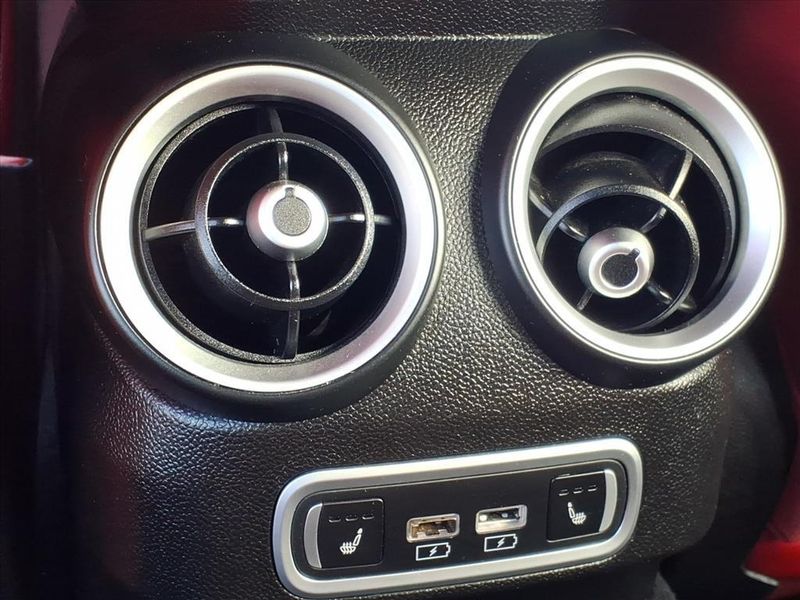 Used 2023 Alfa Romeo Giulia VeloceImage 9