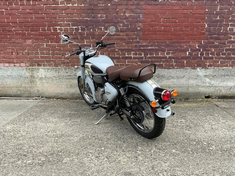 New 2024 Royal Enfield CLASSIC 350 