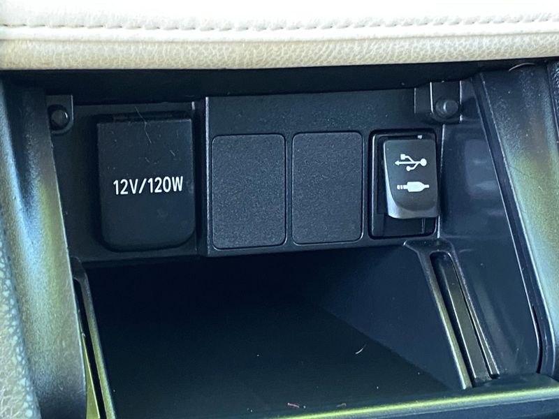 Used 2018 Toyota Corolla iM BaseImage 21