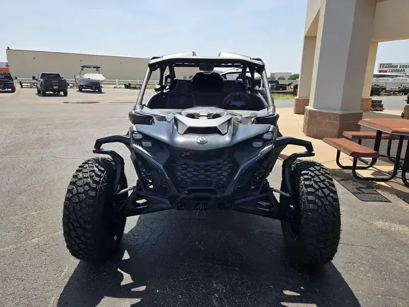 2025 Can-Am MAVERICK R MAX X RS 999T DCT TRIPLE BLACK Image 6
