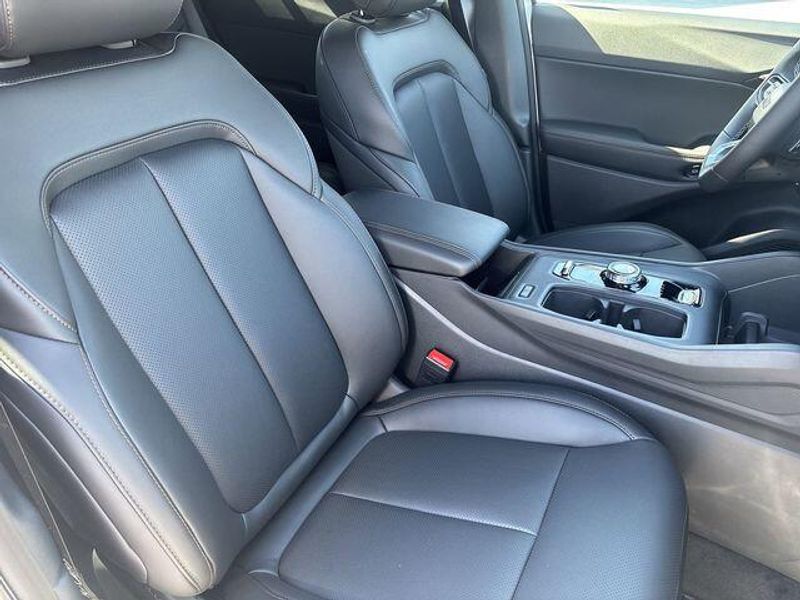 New 2026 Jeep Cherokee Limited 4x4Image 11