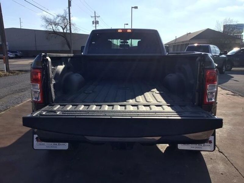 2024 RAM 3500 Tradesman Crew Cab 4x4 8