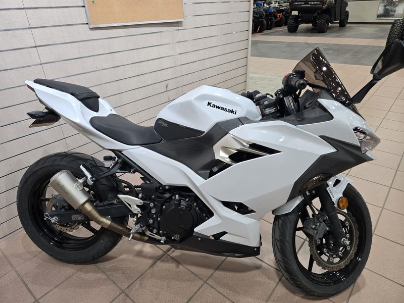 2020 Kawasaki Ninja 400 ABS Image 2