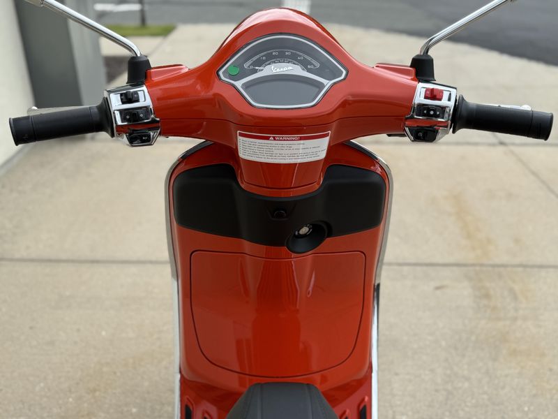 2024 Vespa PRIMAVERA 50Image 6