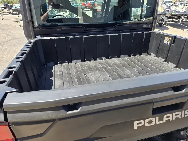 NEW 2027 POLARIS RANGER CREW XP 1000 CAB Image 23