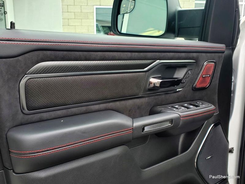 New 2026 RAM 1500 Rho Crew Cab 4x4 5'7' Box