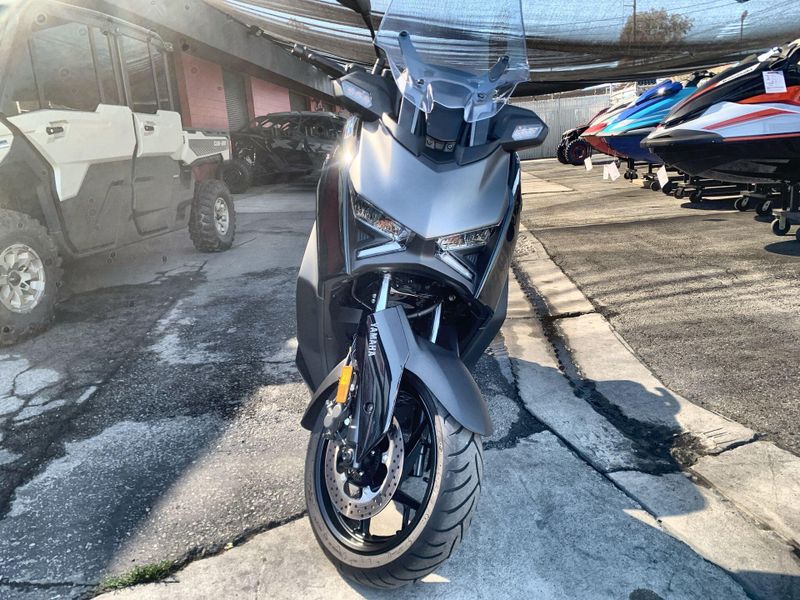 Used 2025 Yamaha Xmax Image 18