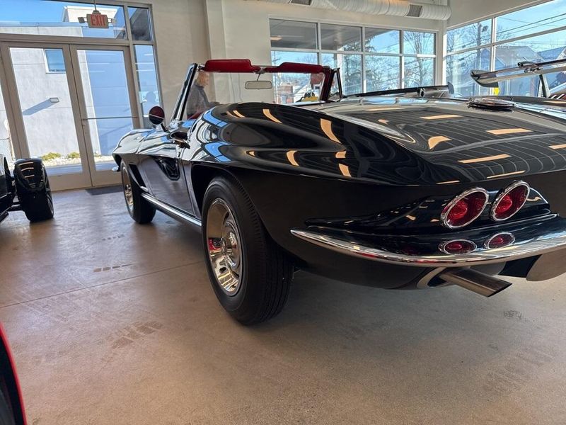 1967 Chevrolet Corvette 327/300 3-speed
