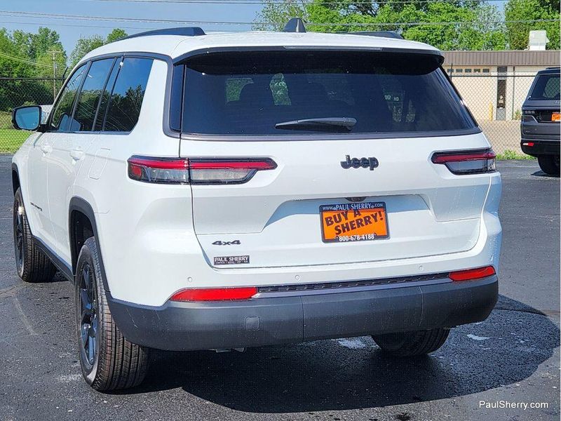 New 2026 Jeep Grand Cherokee L Laredo Altitude 4x4