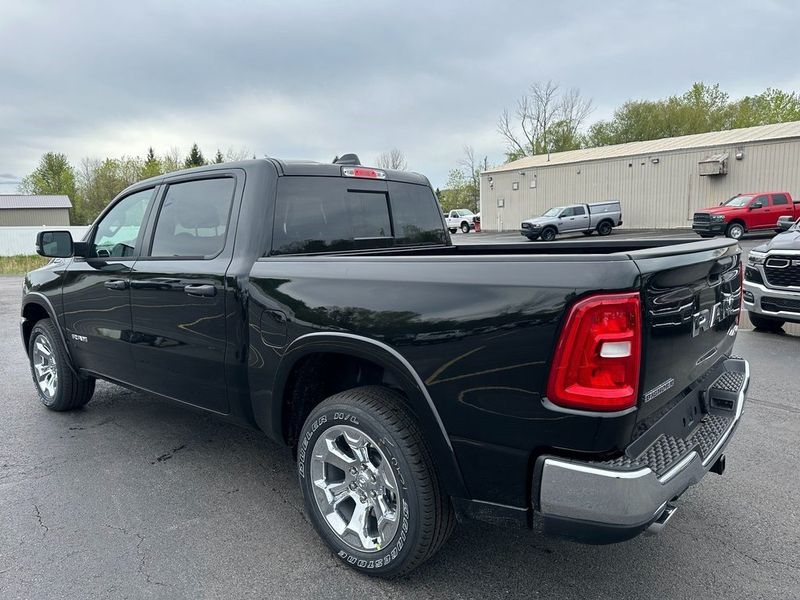 2025 RAM 1500 Big Horn Crew Cab 4x4 5