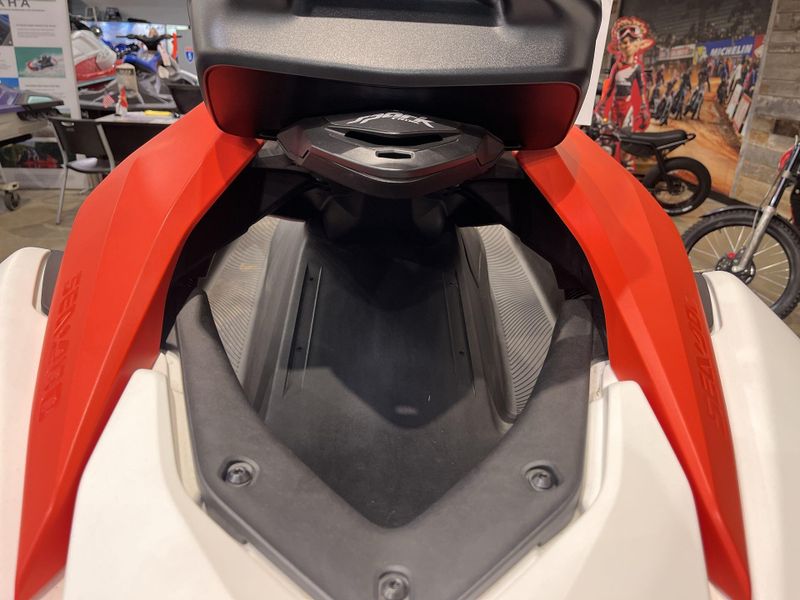 New 2025 Sea-Doo SPARK FOR 3 90 TRIXX (SOUND SYSTEM) Image 19
