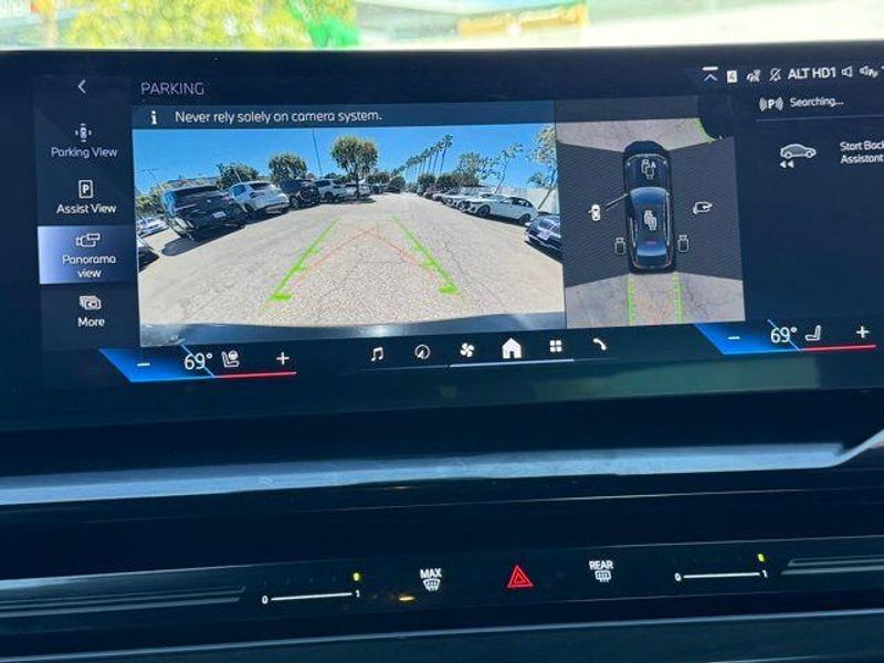 Used 2025 BMW 5 Series 530i xDriveImage 25