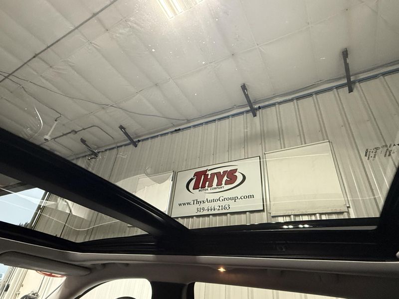 Used 2022 Jeep Cherokee LimitedImage 20