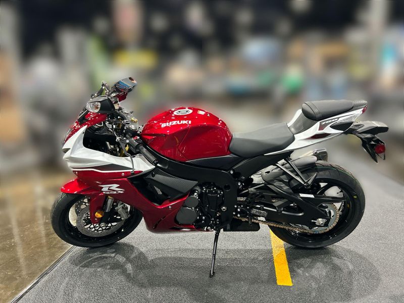 New 2027 Suzuki GSX-R750 Image 20